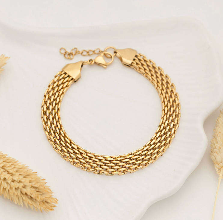 Magnificent Gold Plated Mesh Lattice Bracelet for Women in Jewellery Gift Box