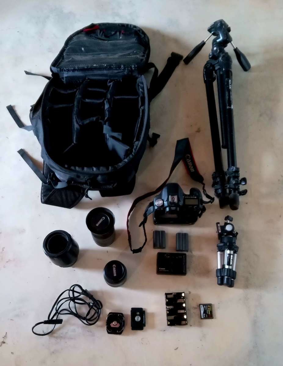 Secondhsnd Canon EOS 50D camera with accessories used good condition