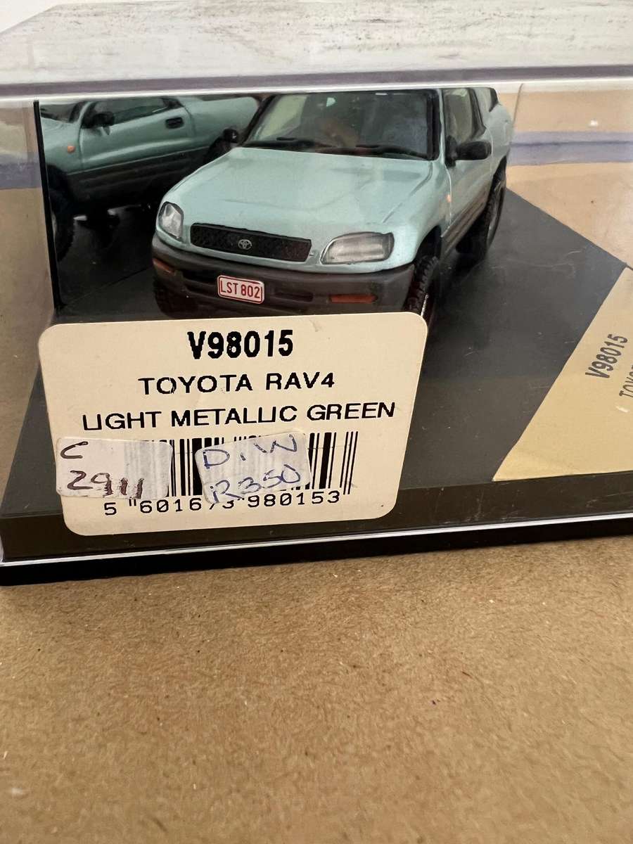 Toyota RAV4 Light Metallic Green (Vitesse)