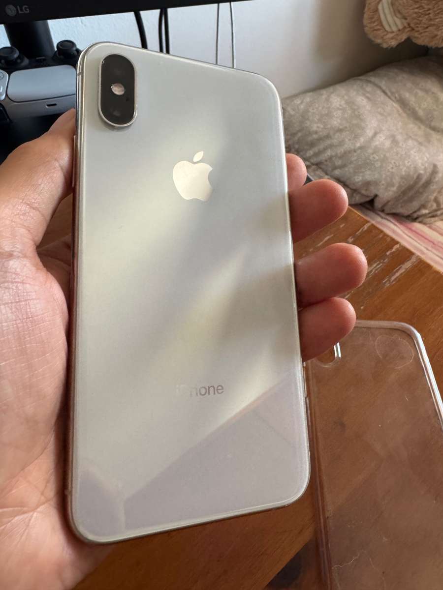 iPhone XS 64