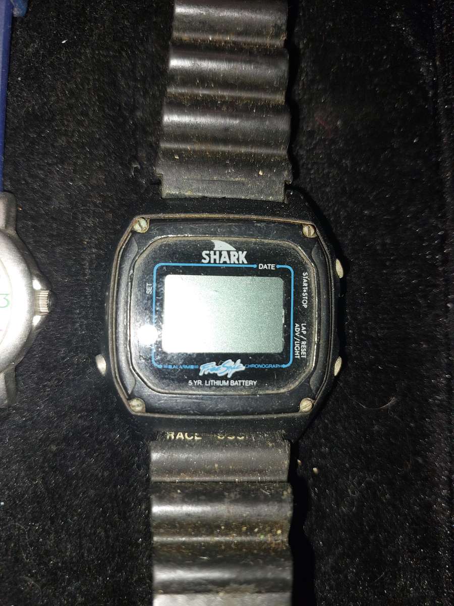 A COLLECTION OF QUALITY AND RARE SPORTS WATCHES