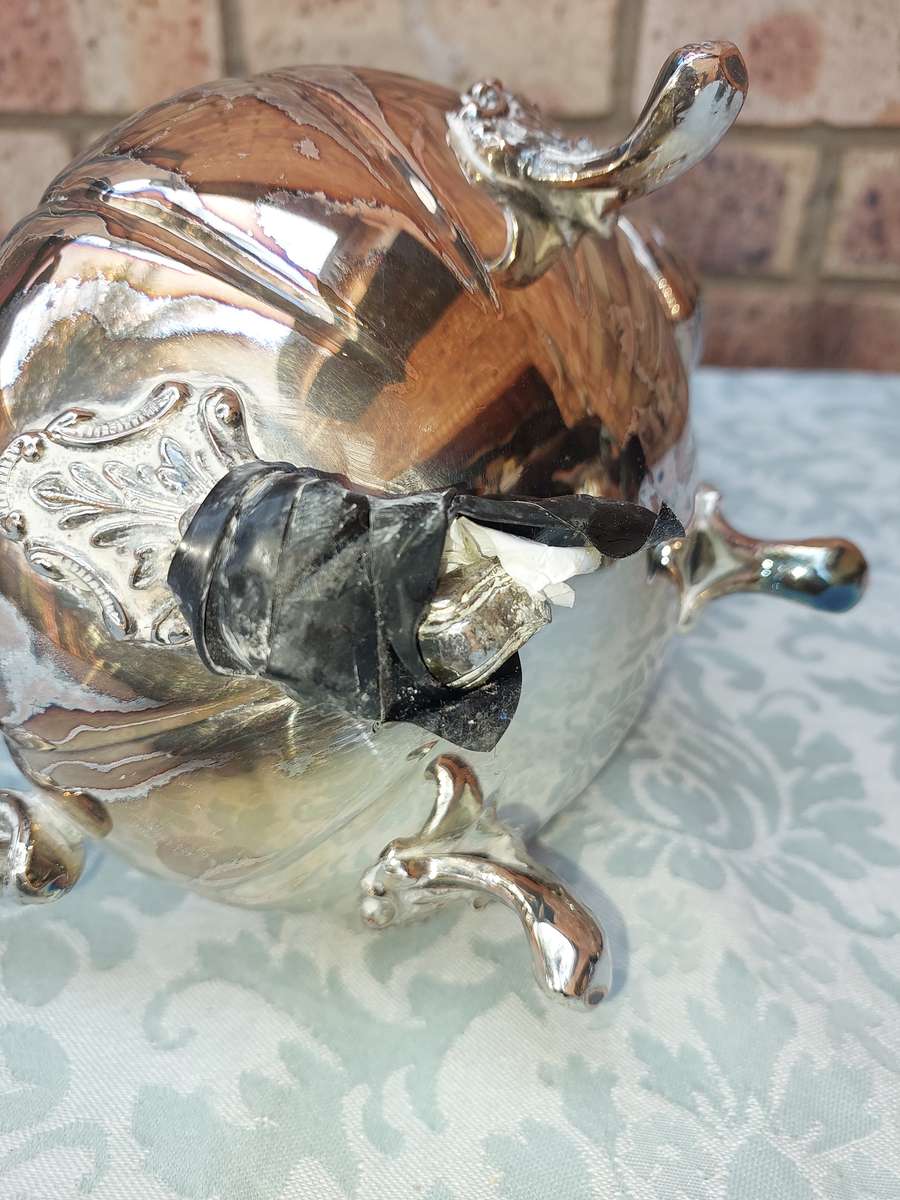 A VINTAGE VICTORIAN SILVER PLATED  JUG TEA SET THAT NEEDS SOME REPAIRS