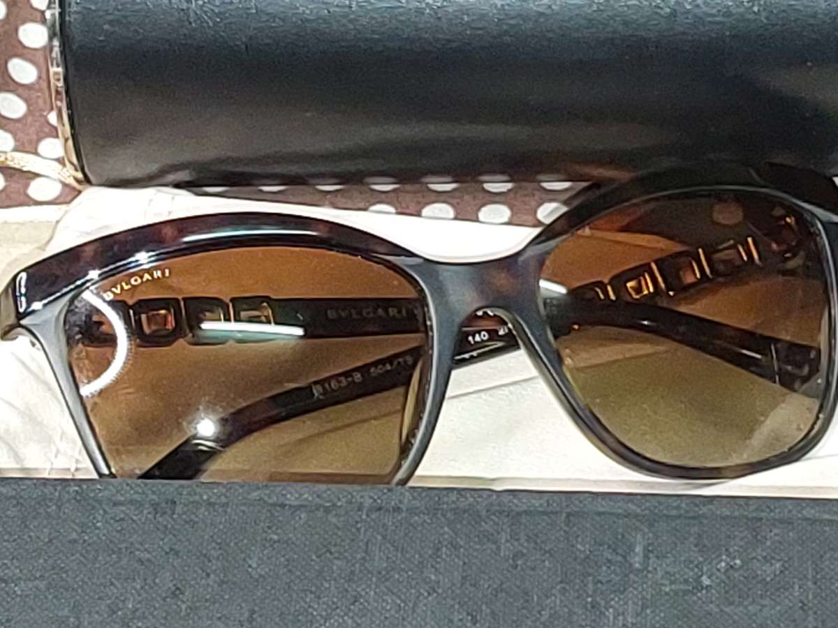 TWO BEAUTIFULL BVLGARI WOMANS SUNGLASSES SOLD AS IS