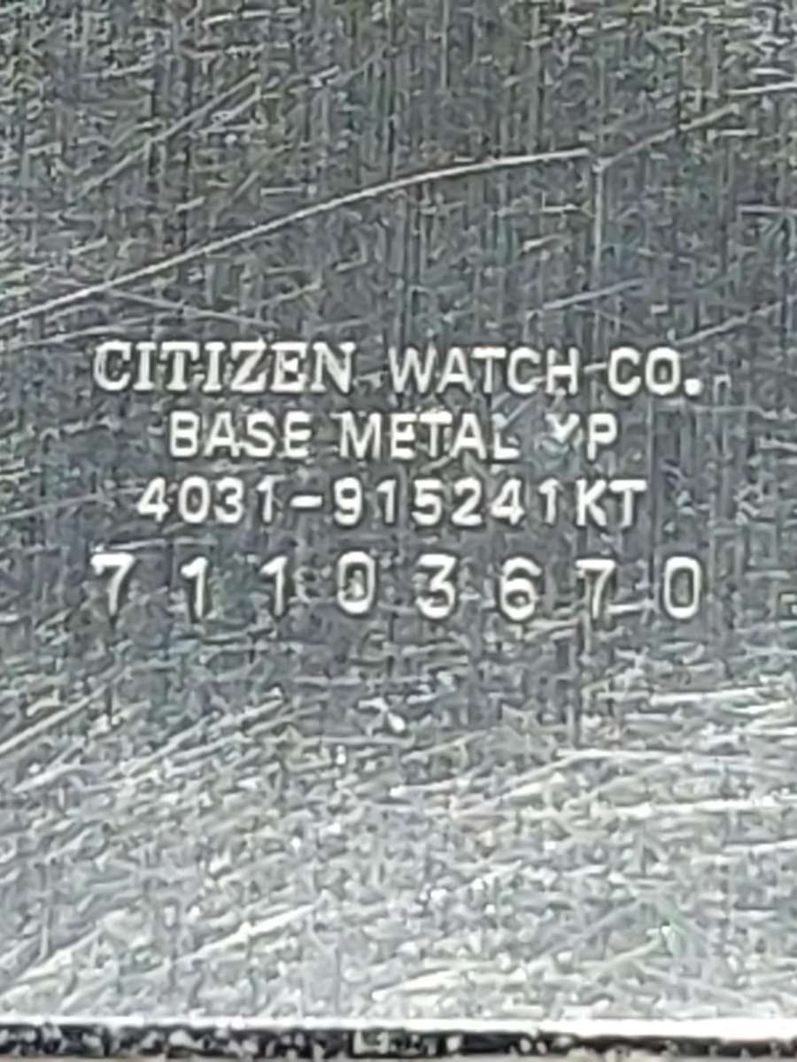 A VINTAGE CITIZEN CQ GOLD PLATED LADYS WATCH WORKING SOLD AS IS