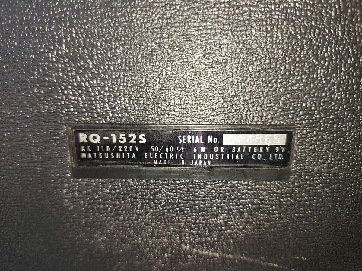 A VINTAGE NATIONAL TAPE RECORDER WITH THE MICROPHONES SOLD AS IS NOT TESTED