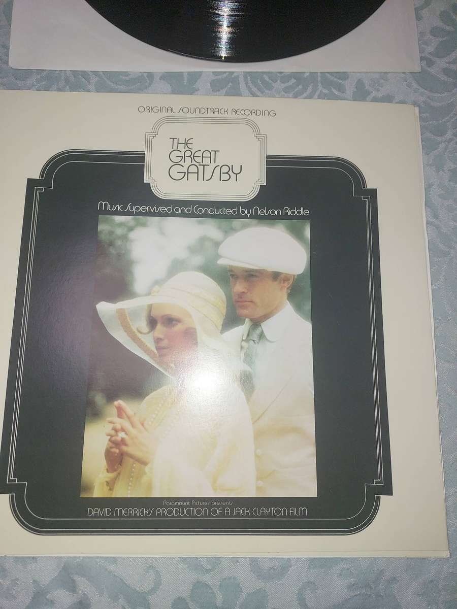 AN ORIGINAL SOUNDTRACK RECORDING OF THE GREAT GATSBY ALBUM SOLD AS IS