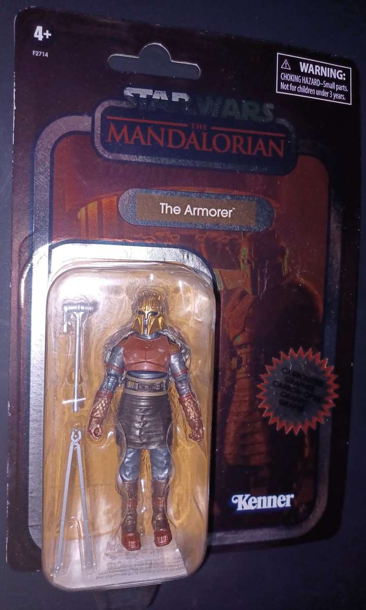 Star Wars The Mandalorian The Armorer New Figure - 2021