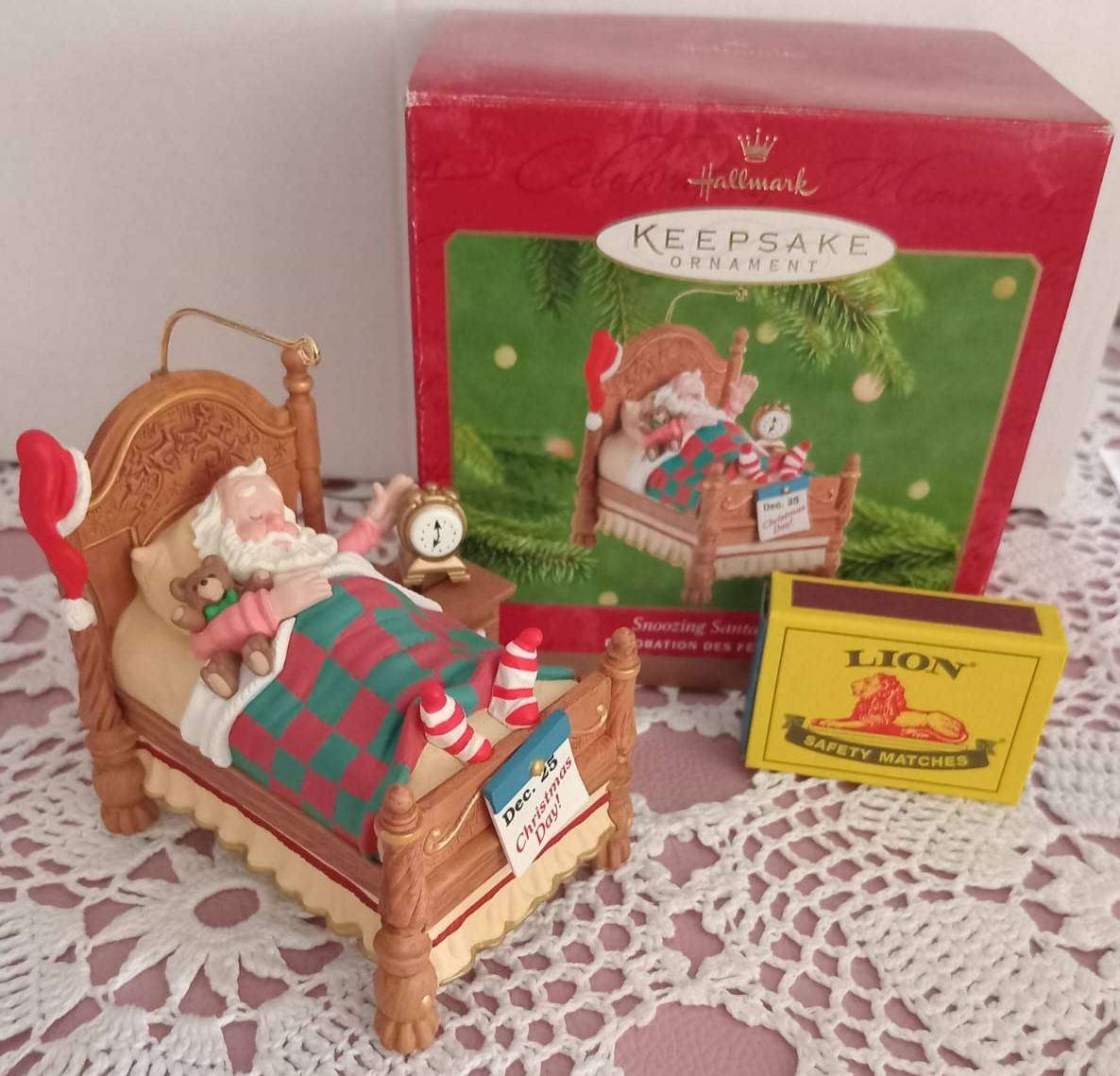 Christmas ornament " Snoozing Santa "