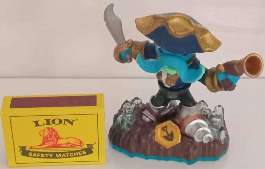 Skylander Wash Buckler Figurine