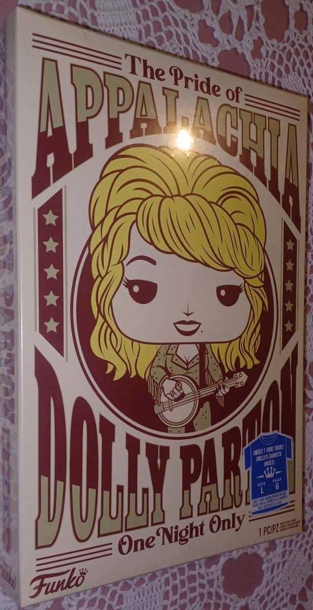 Funko Pop! Boxed Tee: Dolly Parton -L