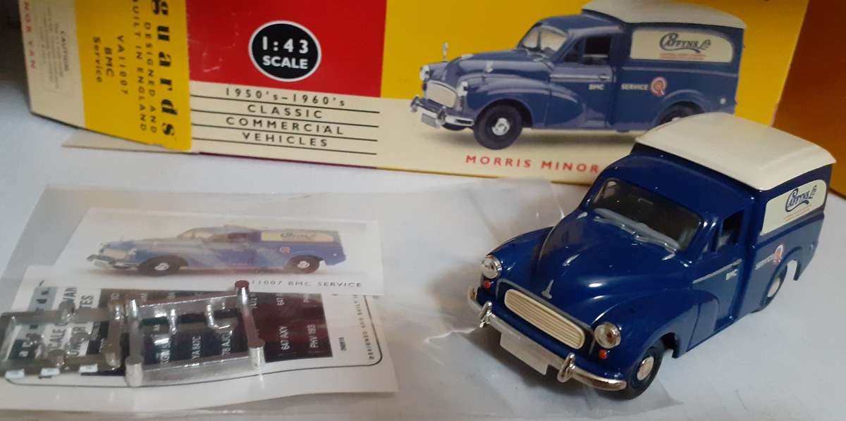 Lledo Vanguards 1:43 VA11007 MORRIS MINOR VAN BMC SERVICE MINB.