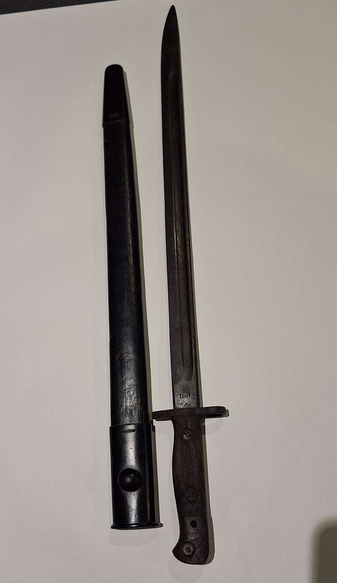 Antique British Bayonet with reproduction scabbard