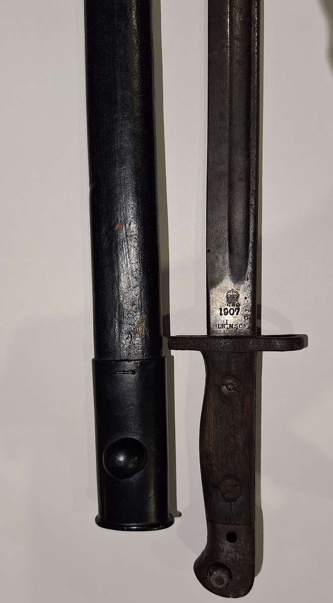 Antique British Bayonet with reproduction scabbard