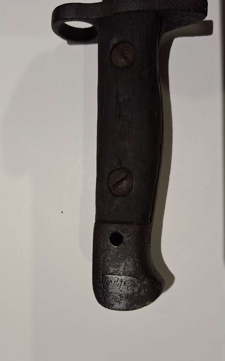 Antique British Bayonet with reproduction scabbard