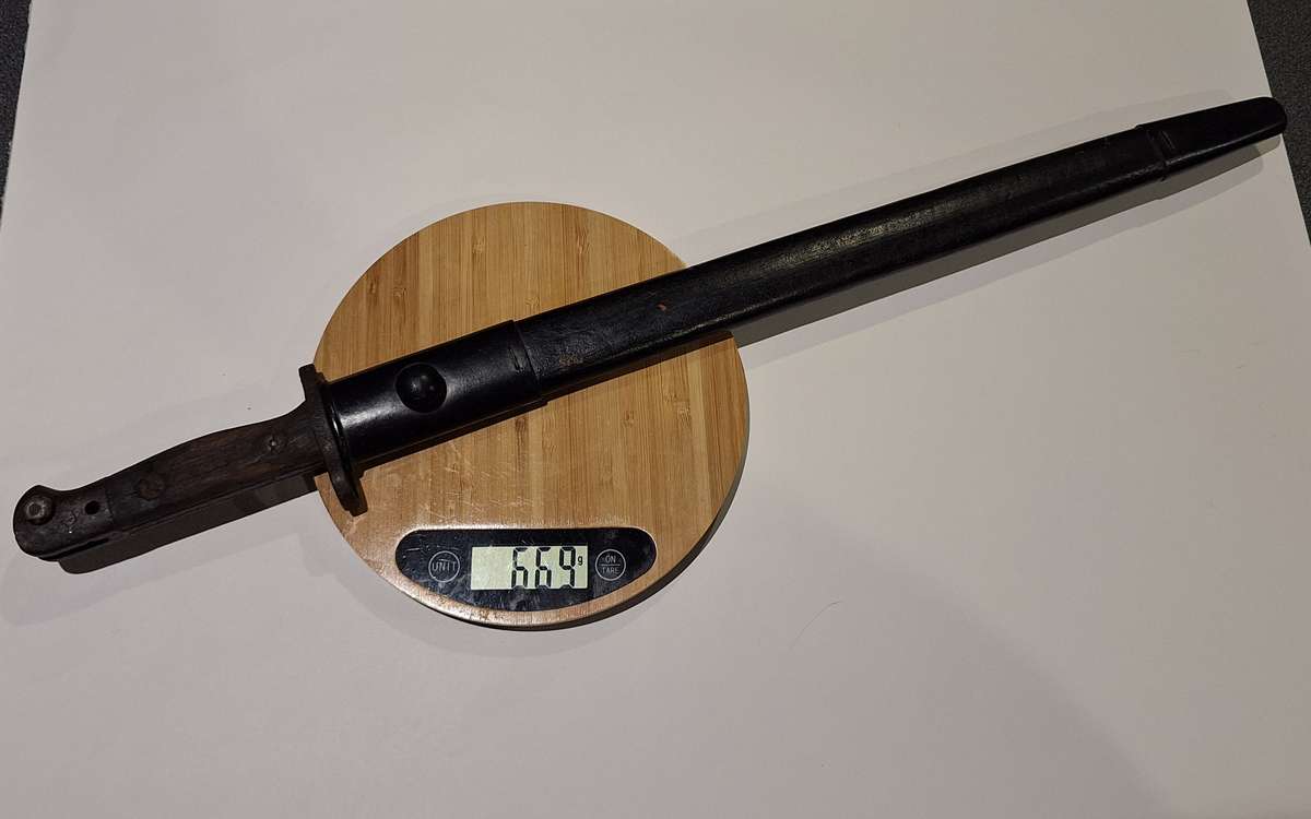 Antique British Bayonet with reproduction scabbard