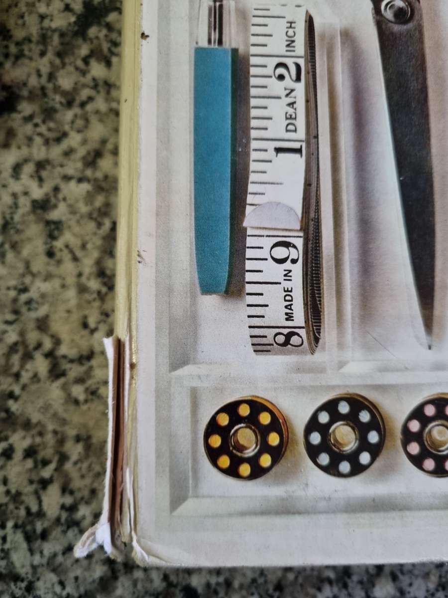 Readers Digest COMPLETE GUIDE TO SEWING