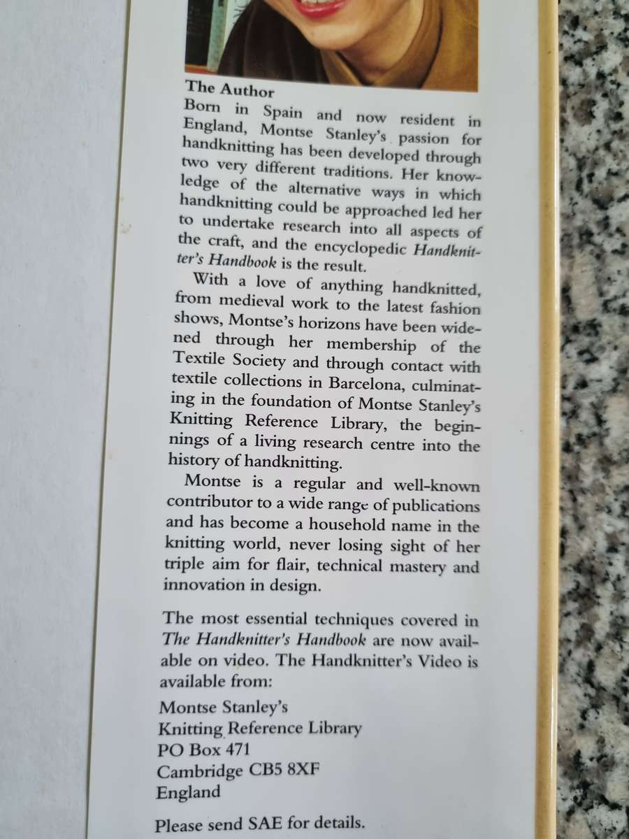 THE HANDKNITTERS HANDBOOK MONTSE STANLEY A Comprehensive Guide Principles & Techniques  knitting