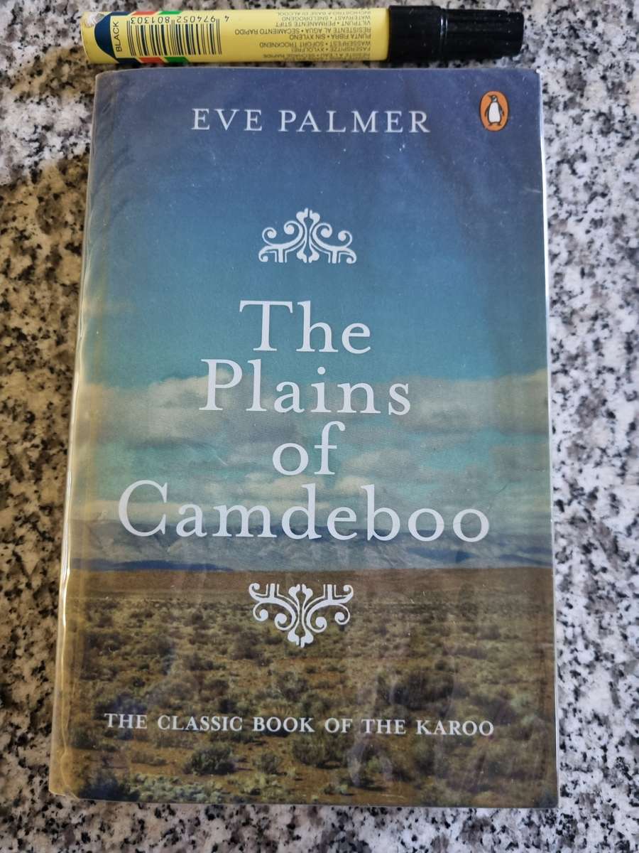 THE PLAINS OF THE CAMDEBOO EVE PALMER  ( Softcover Karoo includes B & W illustrations