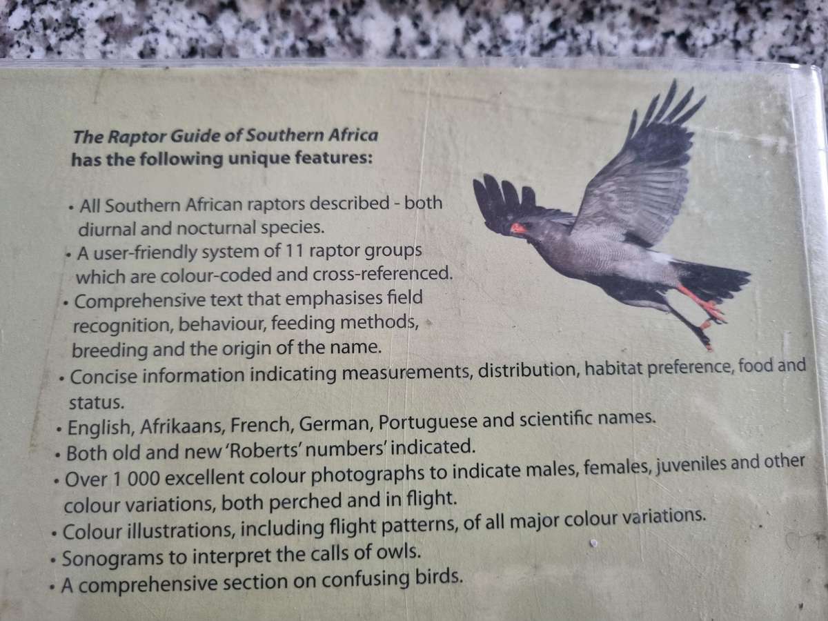 RAPTOR GUIDE TO SOUTHERN AFRICA ULRICH OBERPRIELER Expanded Second Edition  ( Birds of Prey )