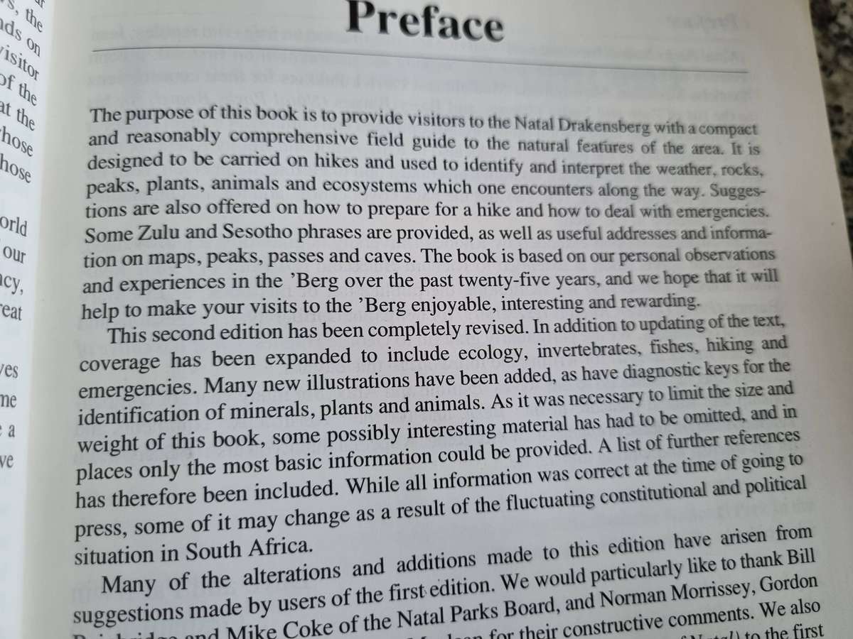 A FIELD GUIDE to the NATAL DRAKENSBERG Dave and Pat IRVIN Fully Revised Second Edition mountains