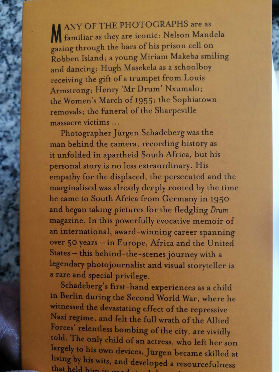 THE WAY I SEE IT SOUTH AFRICAN PHOTOGRAPHY A Memoir JURGEN SCHADEBERG (  photographer )