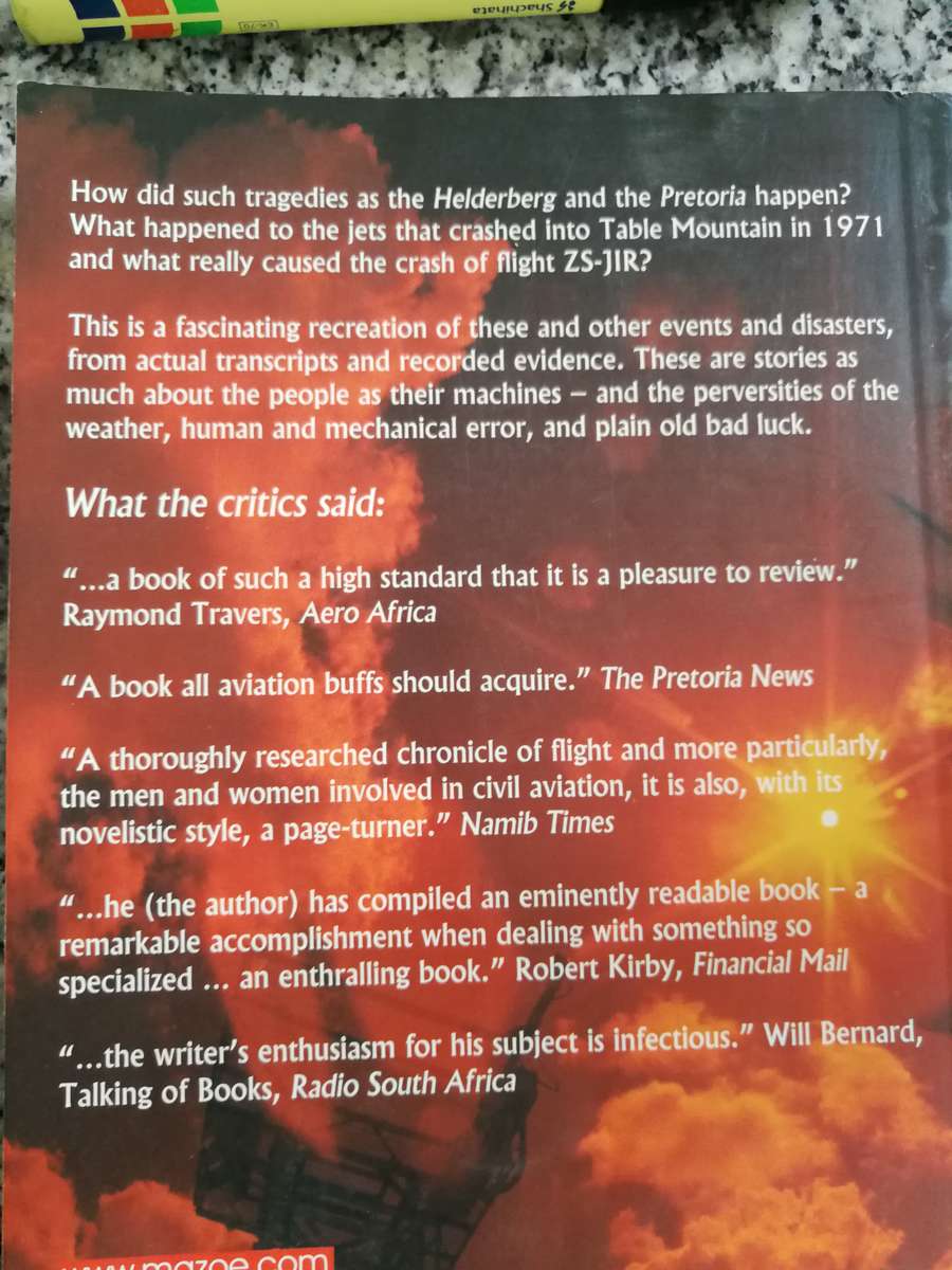 FIELDS OF AIR  Triumphs tragedies and mysteries of civil aviation in Souther Africa JAMES BYROM