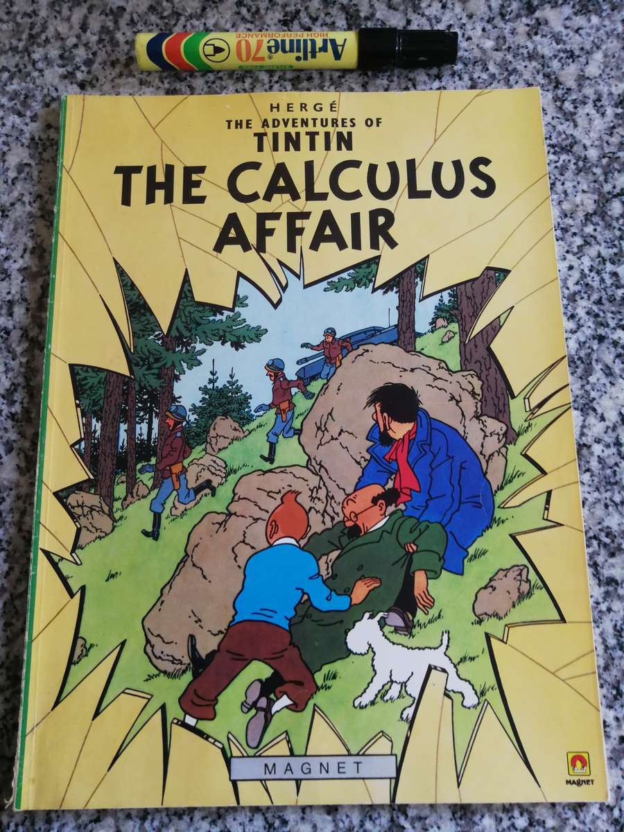 Bundle of 10 Tintin books