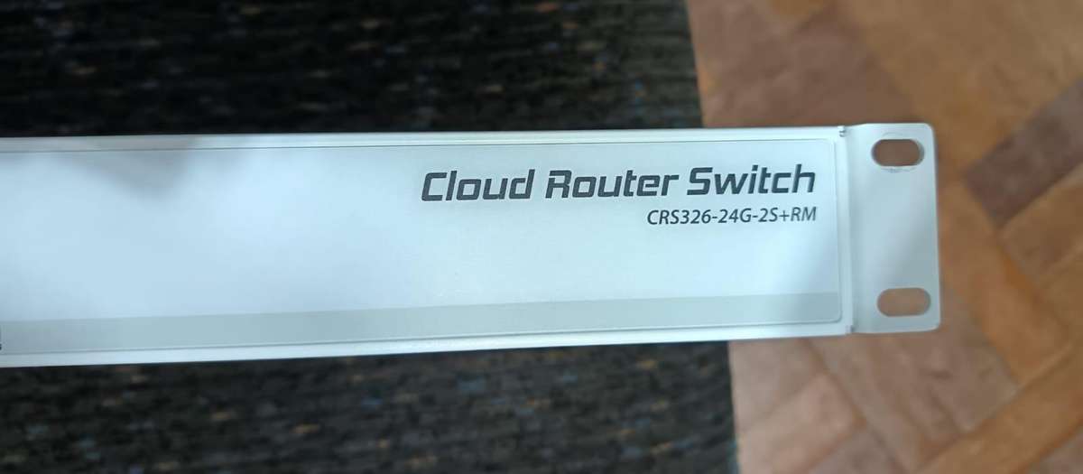 MikroTik Cloud Router Switch 24 Port Gigabit 2SFP+ | CRS326-24G-2S+RM