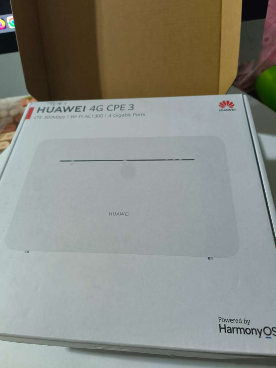 Latest Huawei 4G Router 3 Pro model B535-932a (It take a SIM CARD) up 64 users