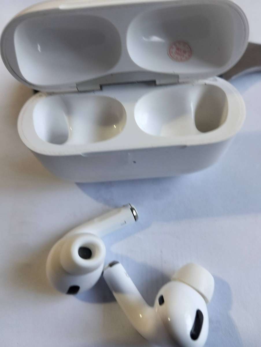 AirPods Pro Model A2084 - Original
