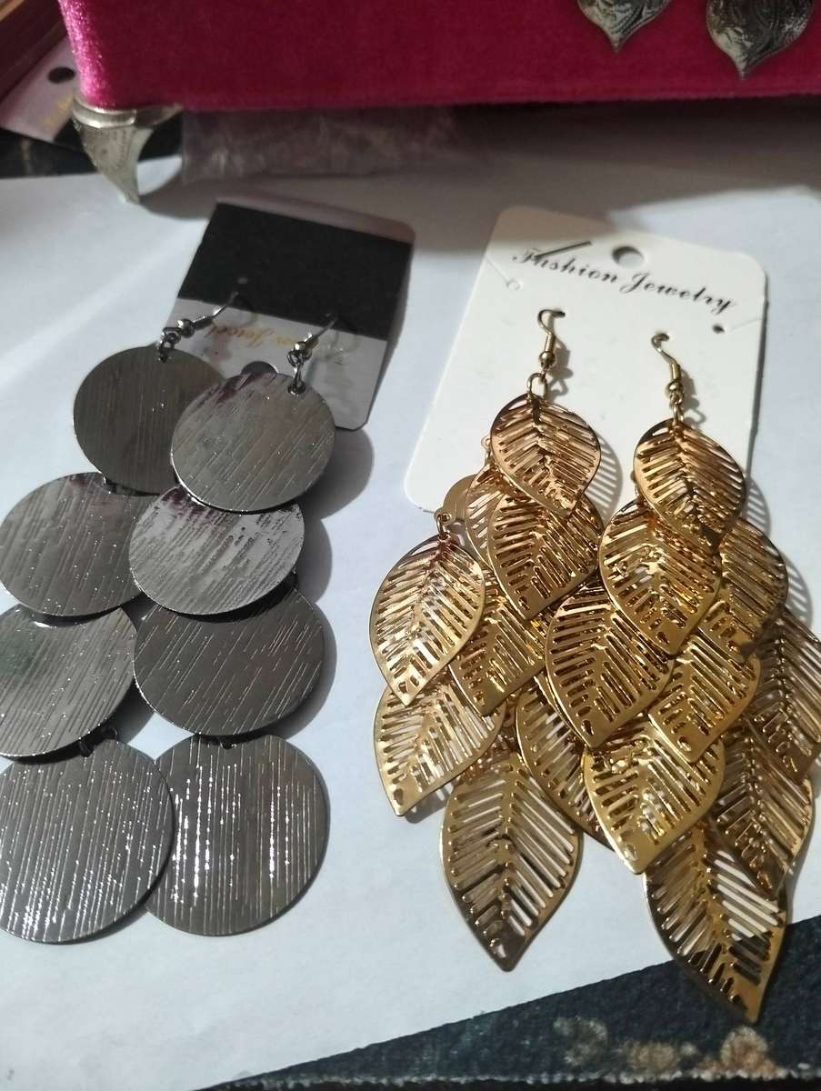 x4 Fashion Earrings Hollow Metal Leaves Leaf Long Dangle