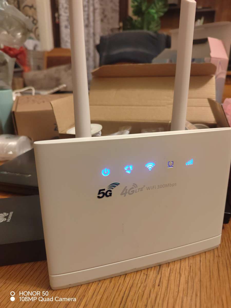 4G Router model (It take a SIM CARD) up to 32