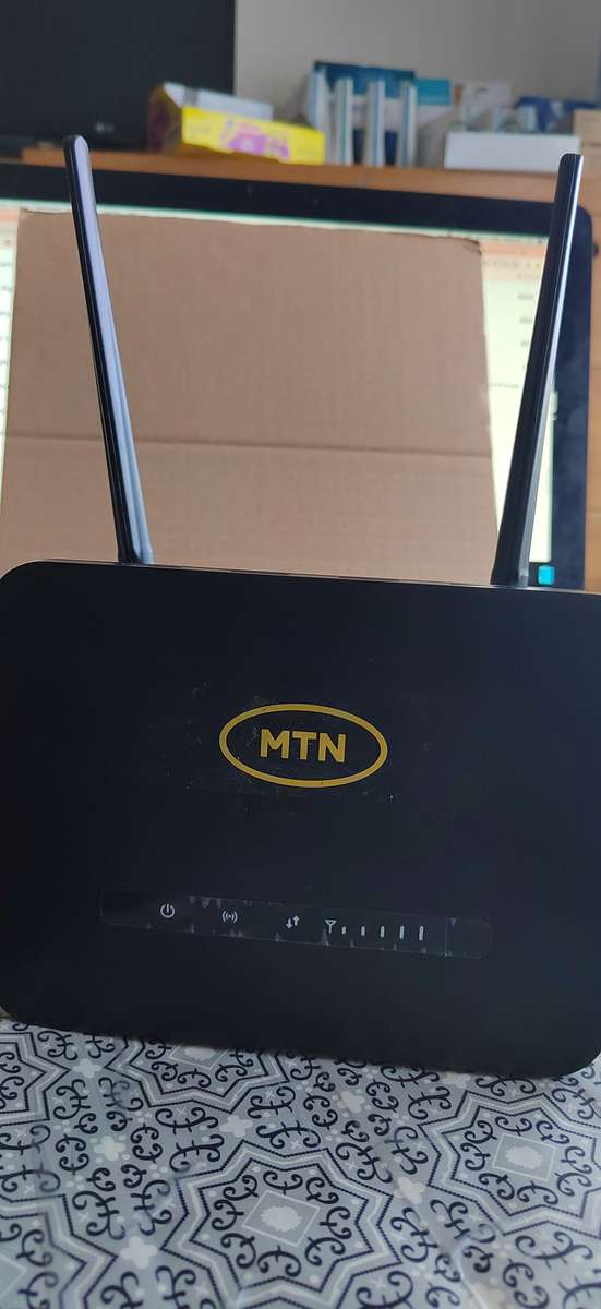 ZLT S50 Cat6 WiFi Router - MTN