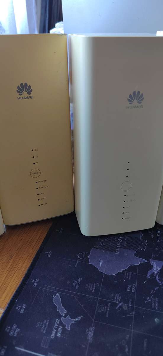 Huawei B618 4G LTE Router - Takes SIM Card 64 Devices