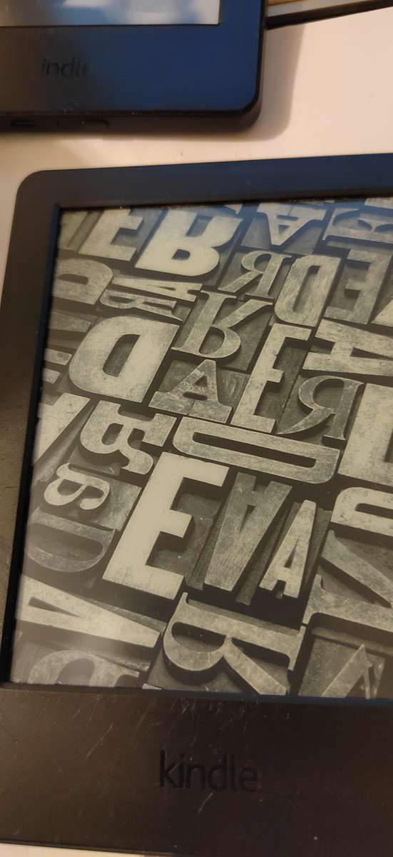 Amazon Kindle Paperwhite  7th Generation 6inch 4GB - Model 90C6