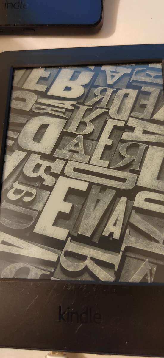 Amazon Kindle Paperwhite  7th Generation 6inch 4GB - Model 90C6