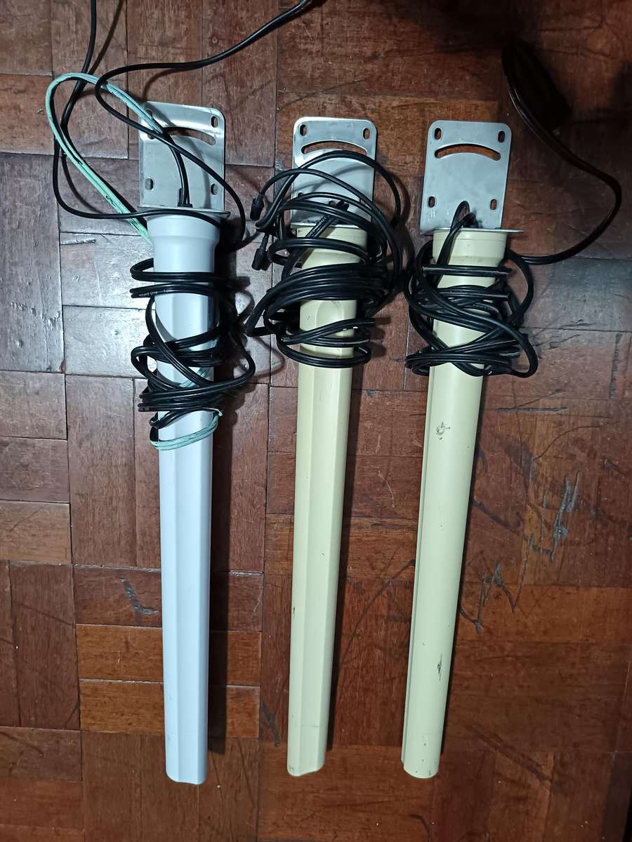 Poynting Omni Directional LTE Mimo Antenna