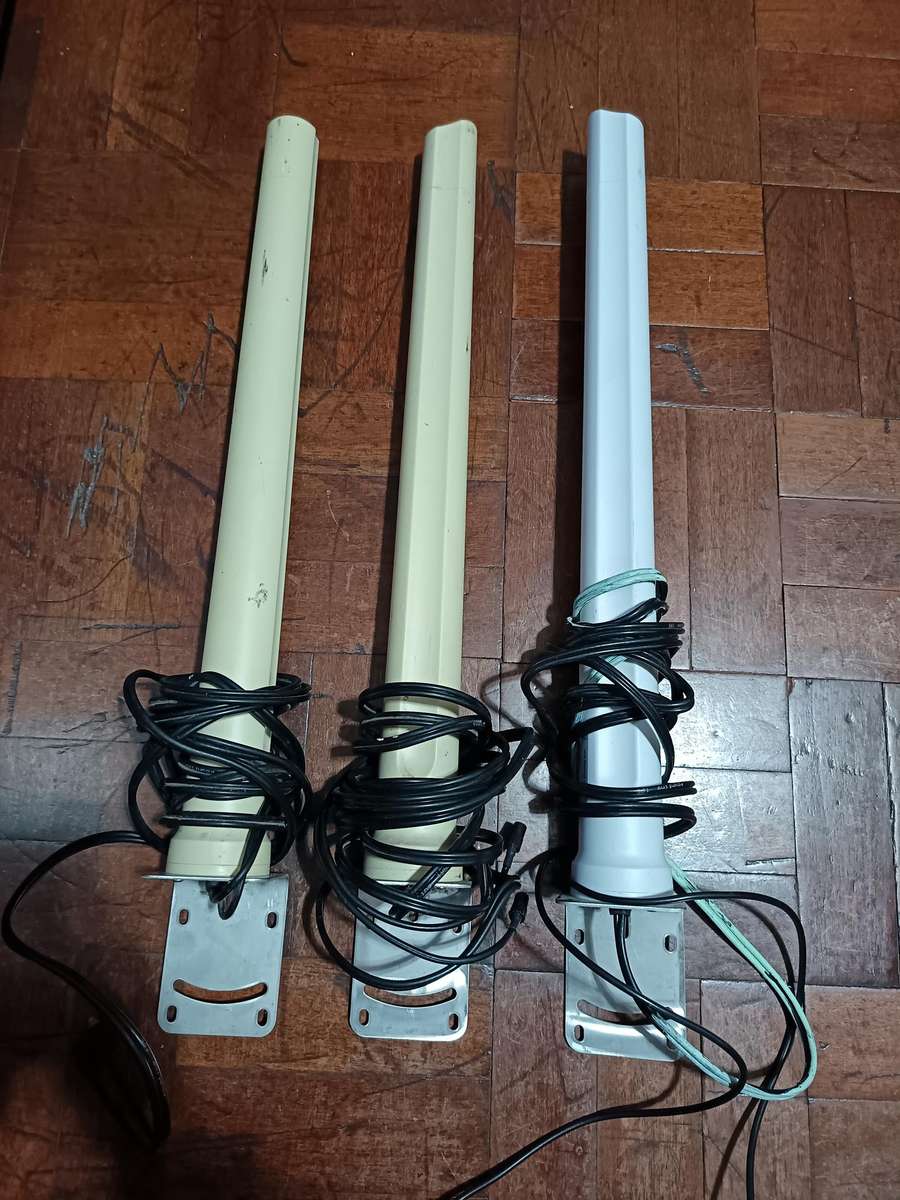 Poynting Omni Directional LTE Mimo Antenna