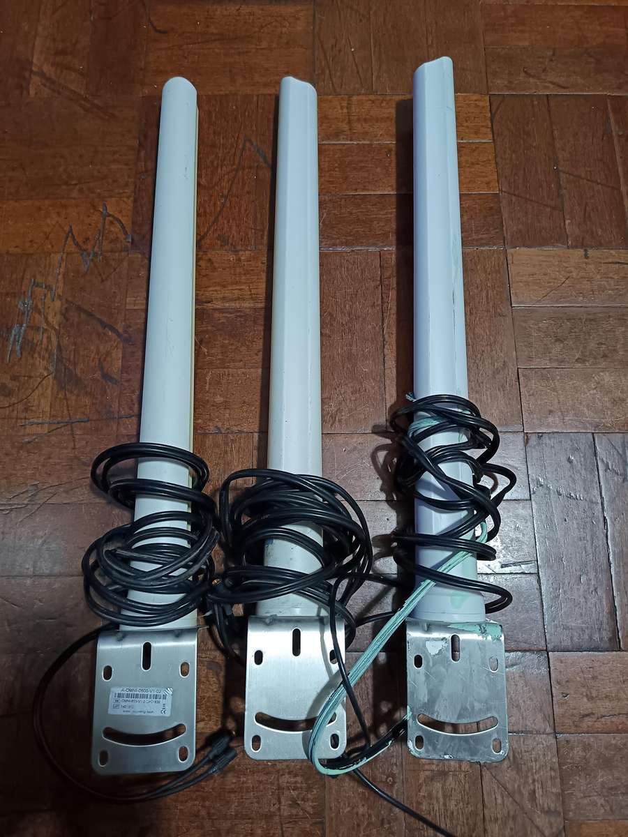 Poynting Omni Directional LTE Mimo Antenna