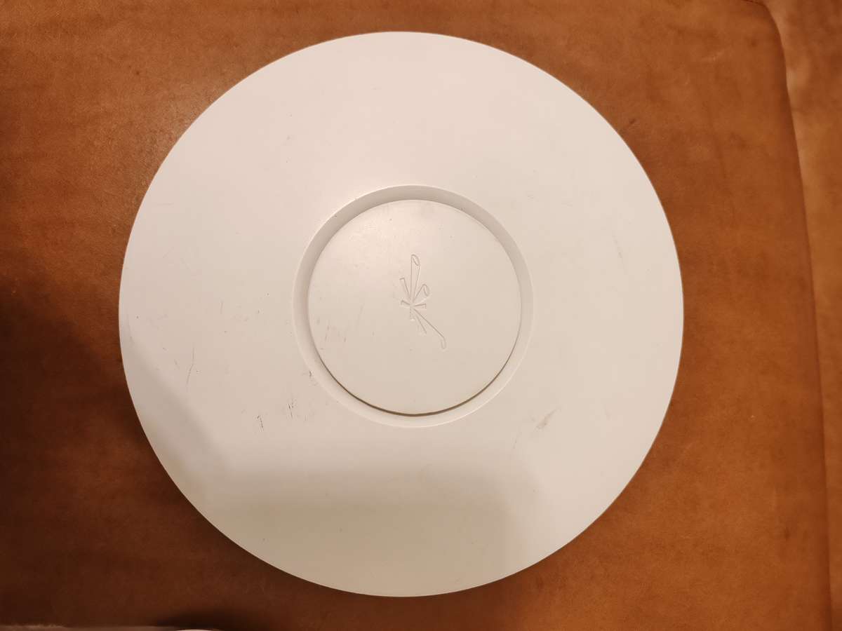 Ubiquiti UniFi AP - LONG RANGE