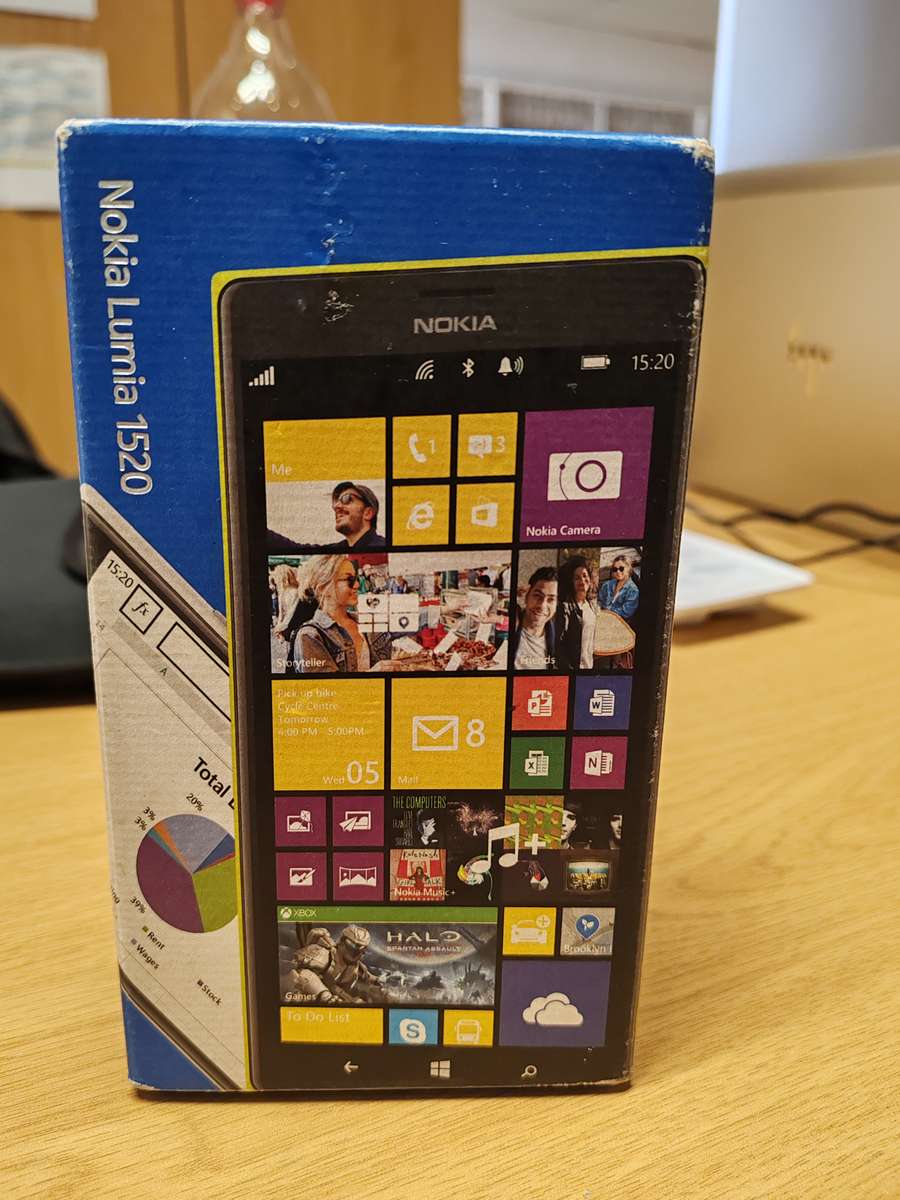 Nokia Lumia  1520