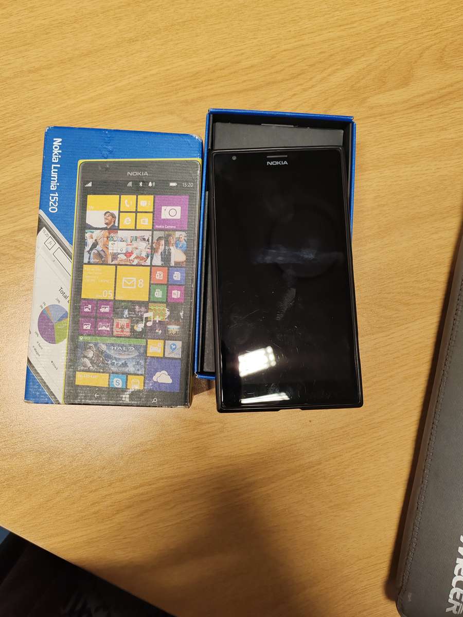 Nokia Lumia  1520