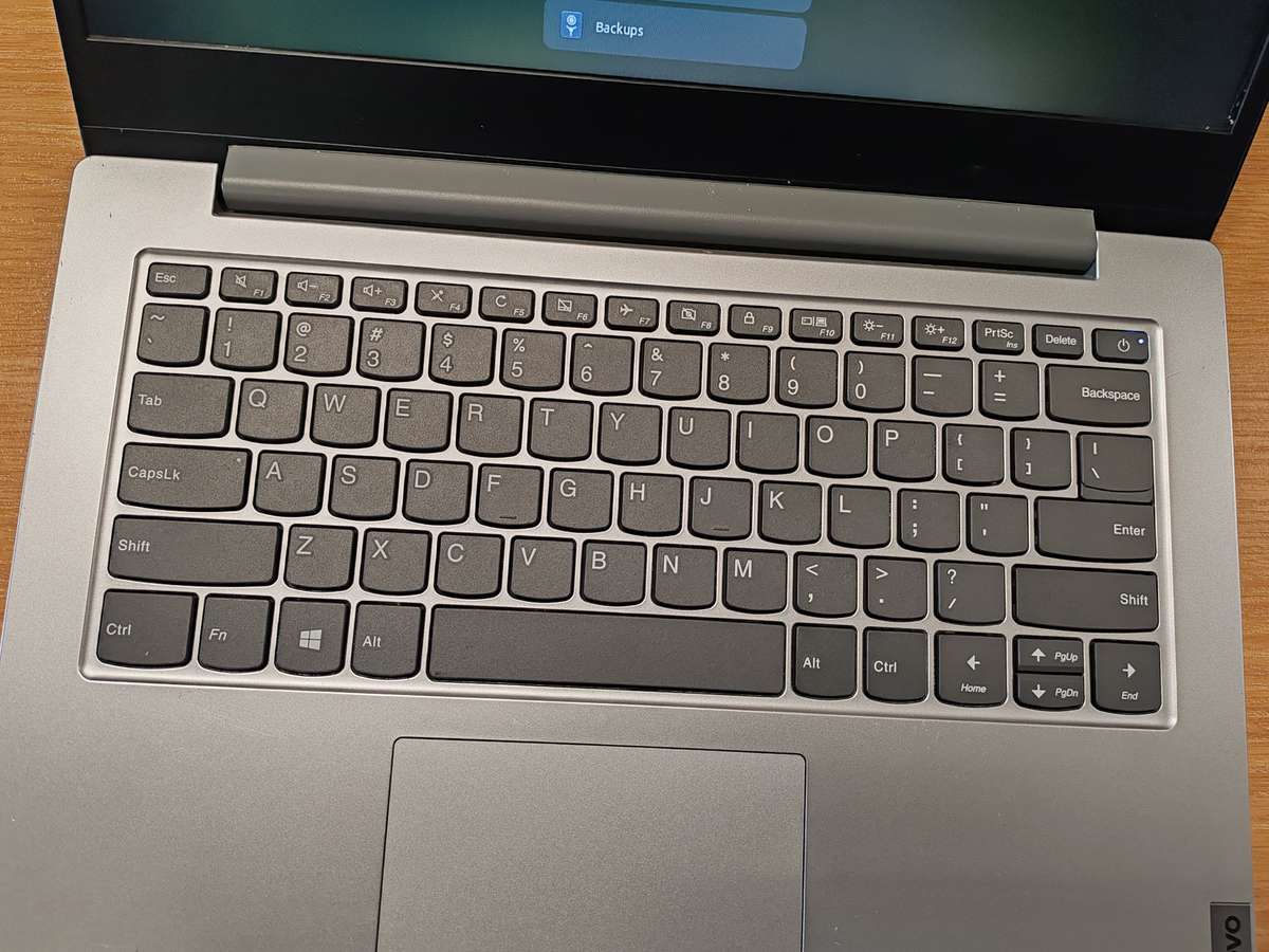 Lenovo Idea Pad Slim 1-14AST-05