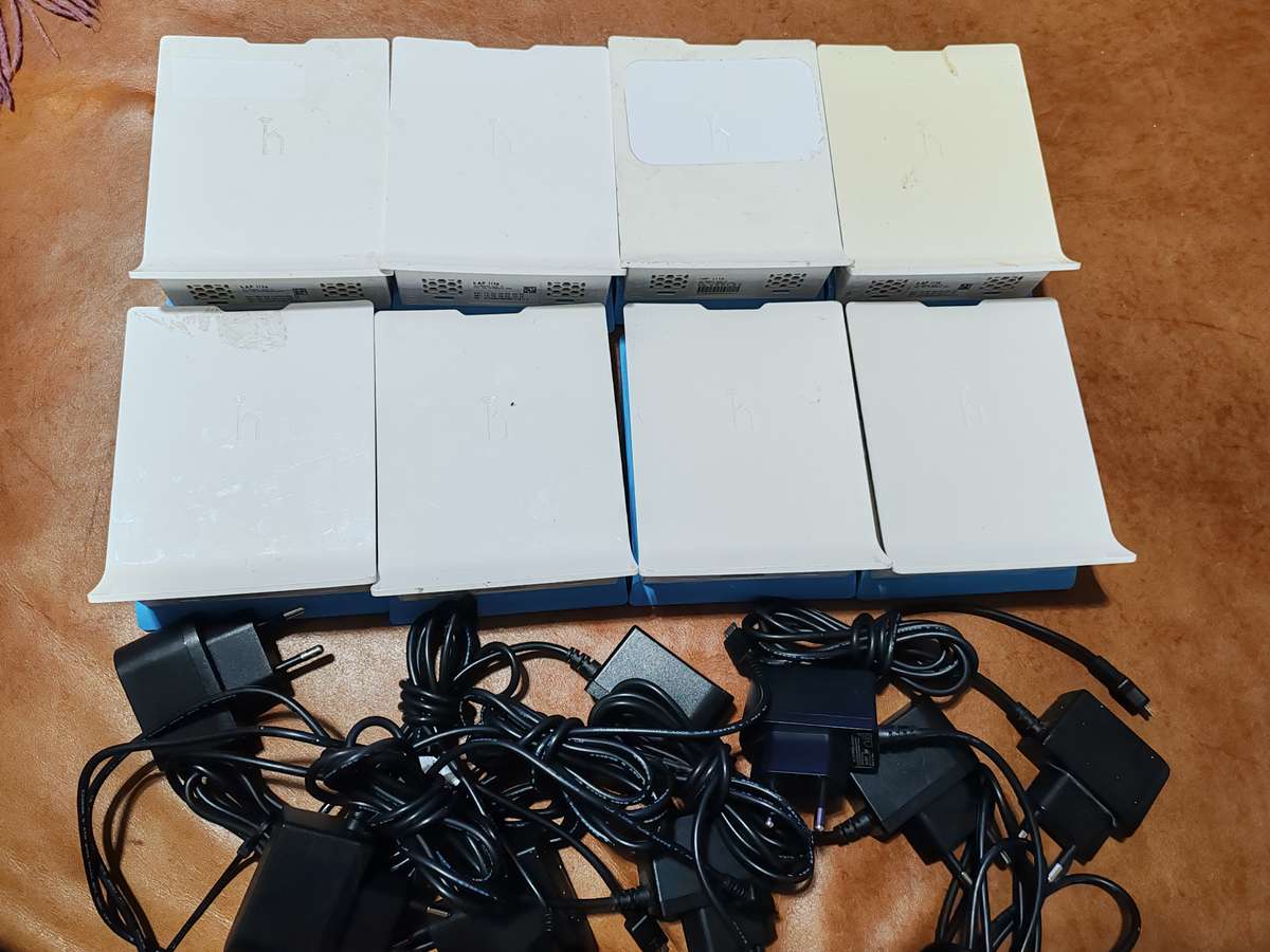 MikroTik hAP lite SOHO 2GHz WiFi Router - network switch (It does not take a SIM CARD)