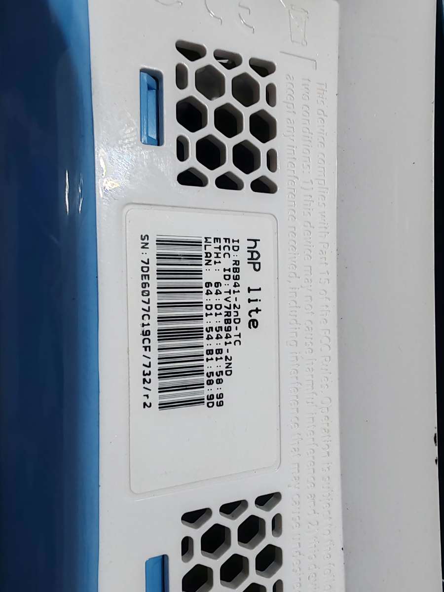 MikroTik hAP lite SOHO 2GHz WiFi Router - network switch (It does not take a SIM CARD)