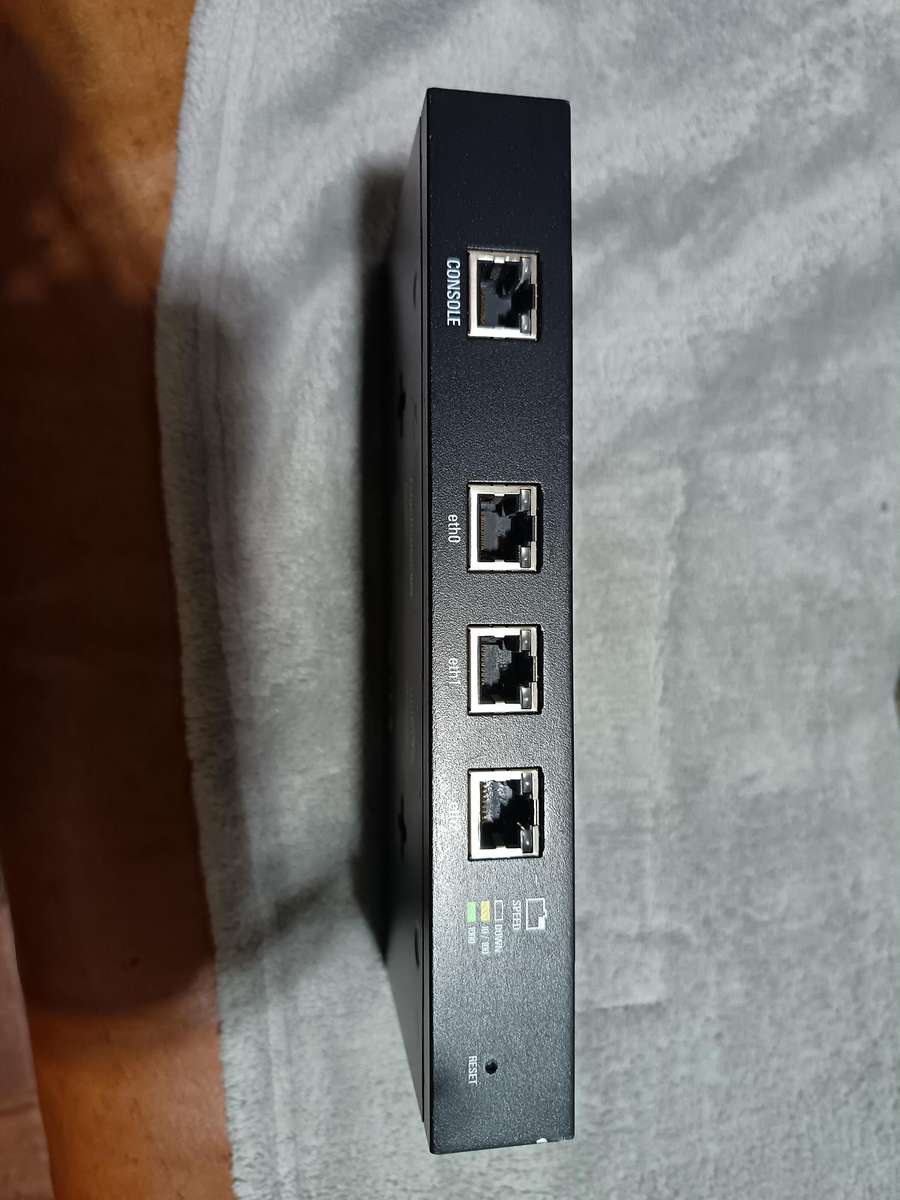 Ubiquiti EdgeRouter LITE SWITCH