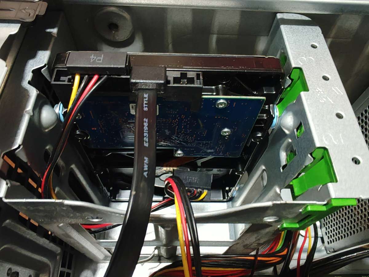 HP 280 G2 MT Business  Desktop PC  BOX i3 6th gen