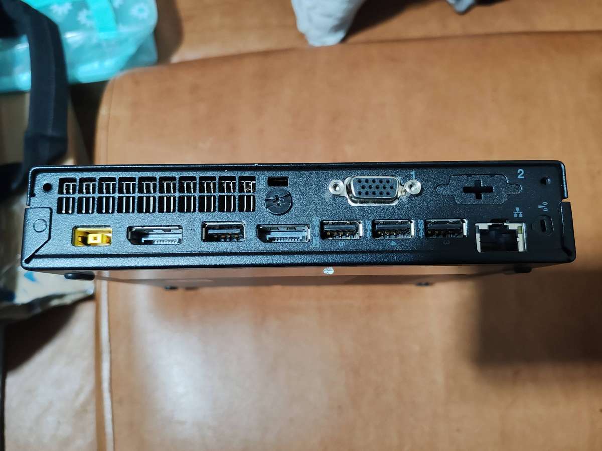 Lenovo ThinkCentre M910q  i5 6th gen Ref8