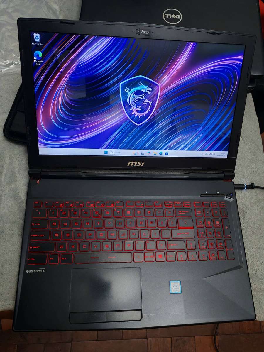 MSI MS-16P6 i5 8th Gen with dedicated 4GB graphics - BATTERY DEAD