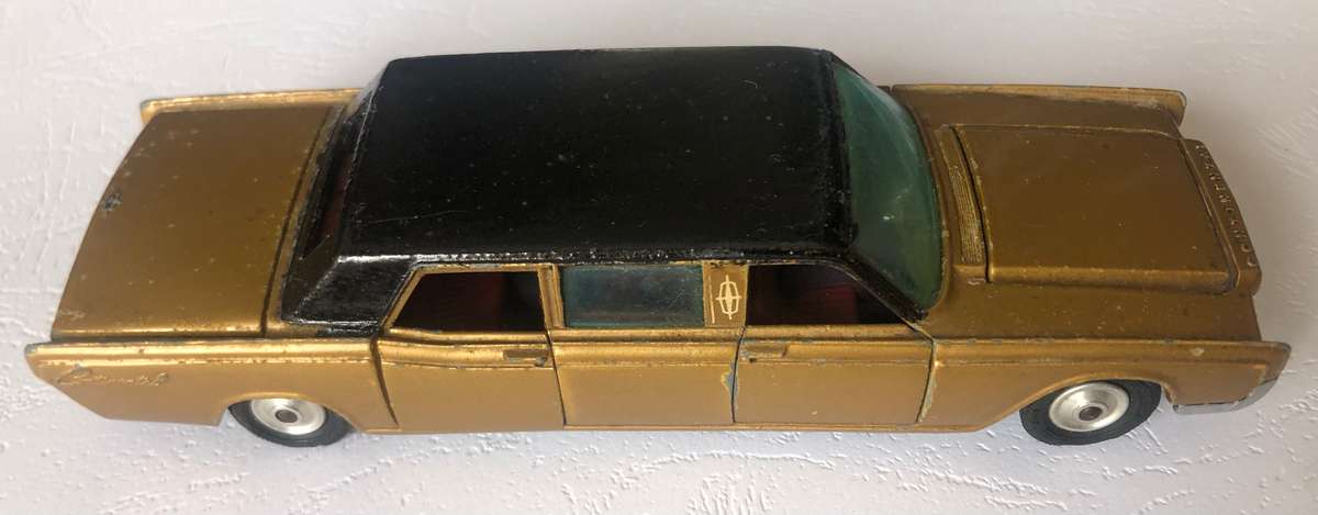 Corgi Lincoln Continental